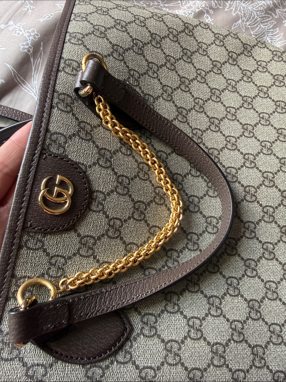 Gucci Beige and Brown Signature Tote - Picture 8 of 13